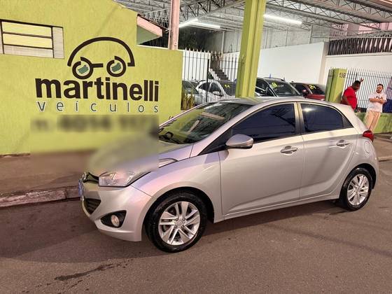HYUNDAI HB20 1.6 PREMIUM 16V FLEX 4P MANUAL HYUNDAI HB20 1.6 PREMIUM 16V FLEX 4P MANUAL